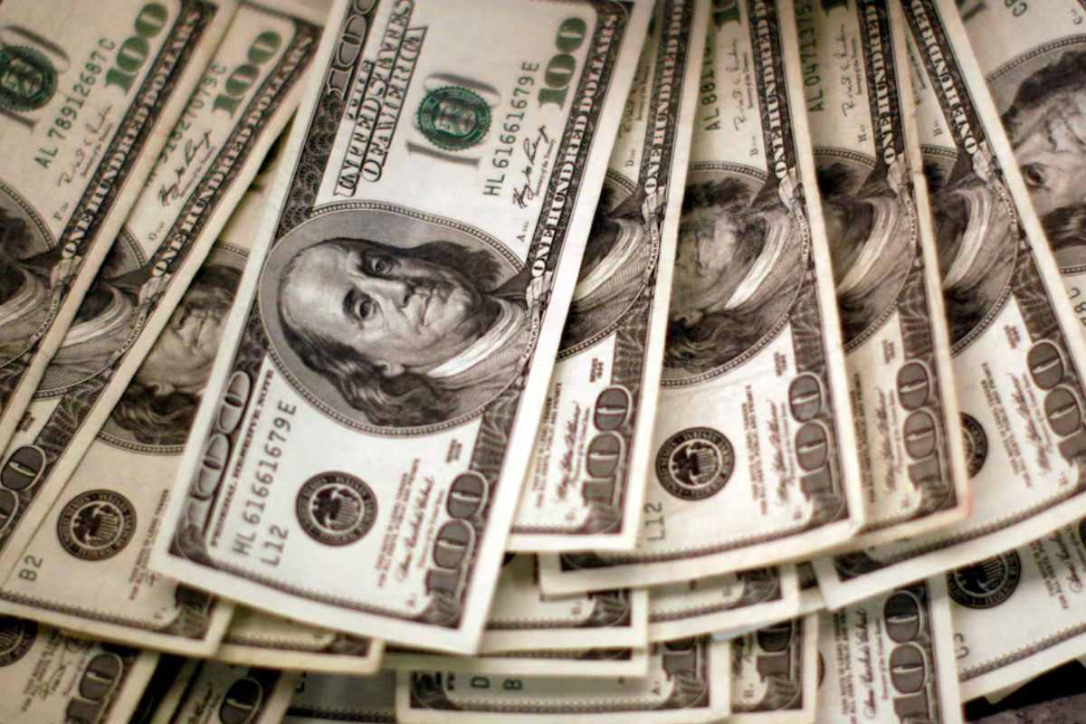 پیشبینی قیمت دلار در سال ۲۰۲۶؛ بازگشت قدرتمند اسکناس سبز